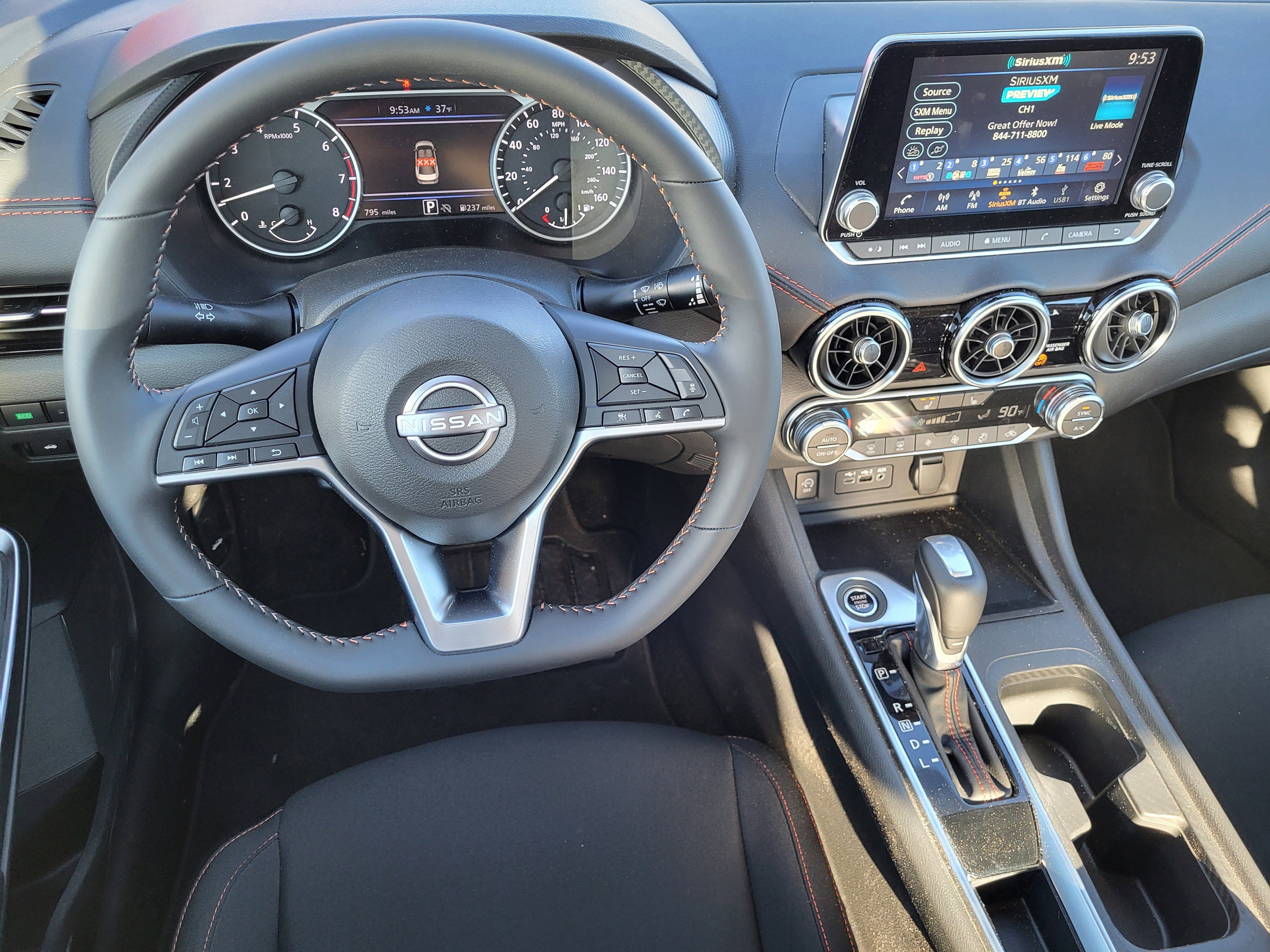 New 2025 Nissan Sentra SR w/ Midnight Edition image 10