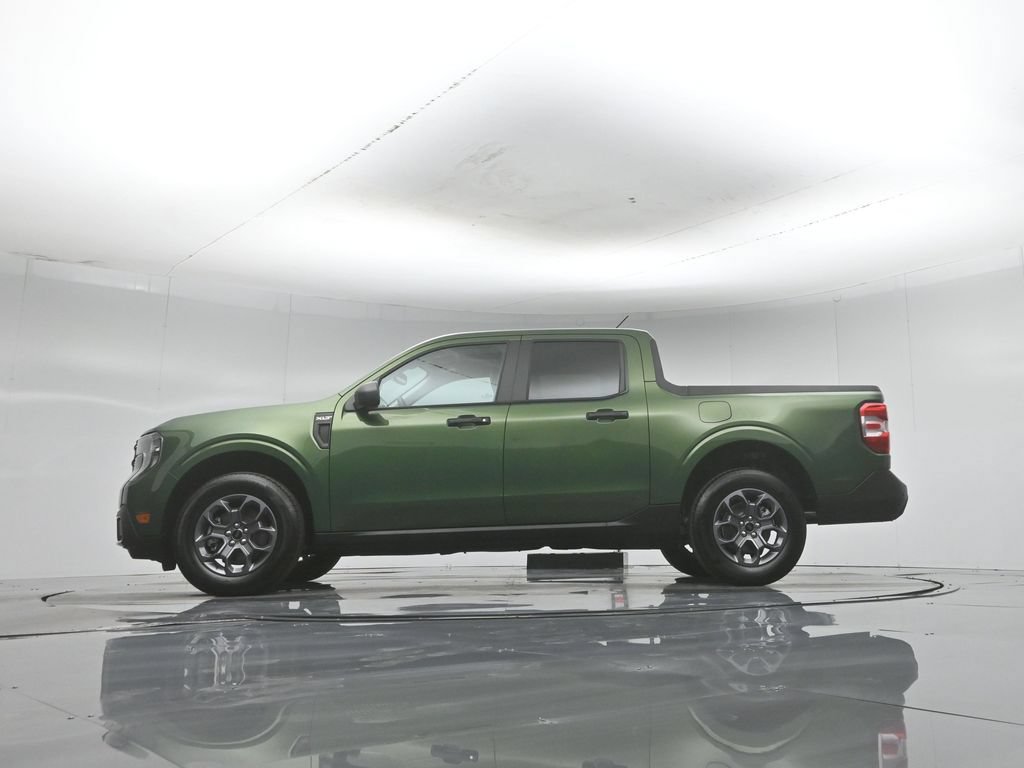 Used 2025 Ford Maverick XLT FWD image 8