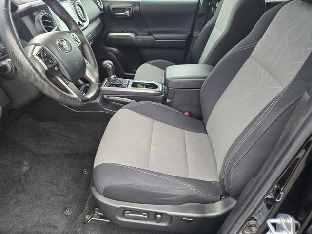 Certified 2023 Toyota Tacoma TRD Off-Road AWD/4WD image 18