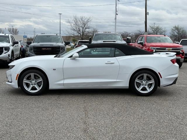 Used 2023 Chevrolet Camaro LT image 2