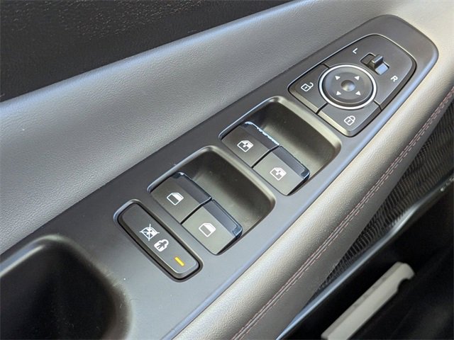 Used 2019 Hyundai Santa Fe Limited image 28