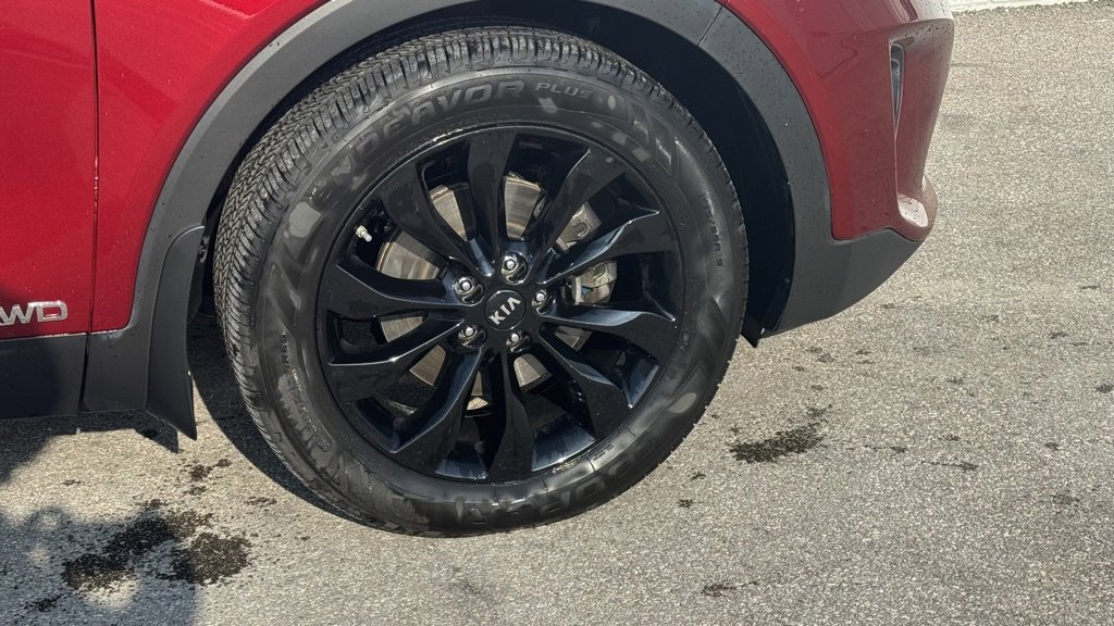 Used 2020 Kia Sorento EX image 4