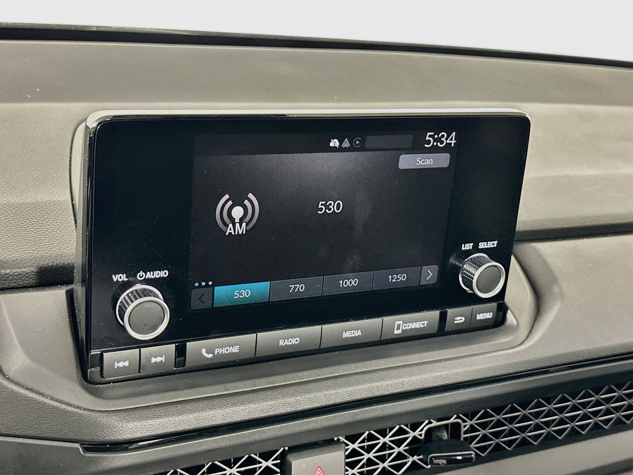 Used 2025 Honda Accord LX image 18