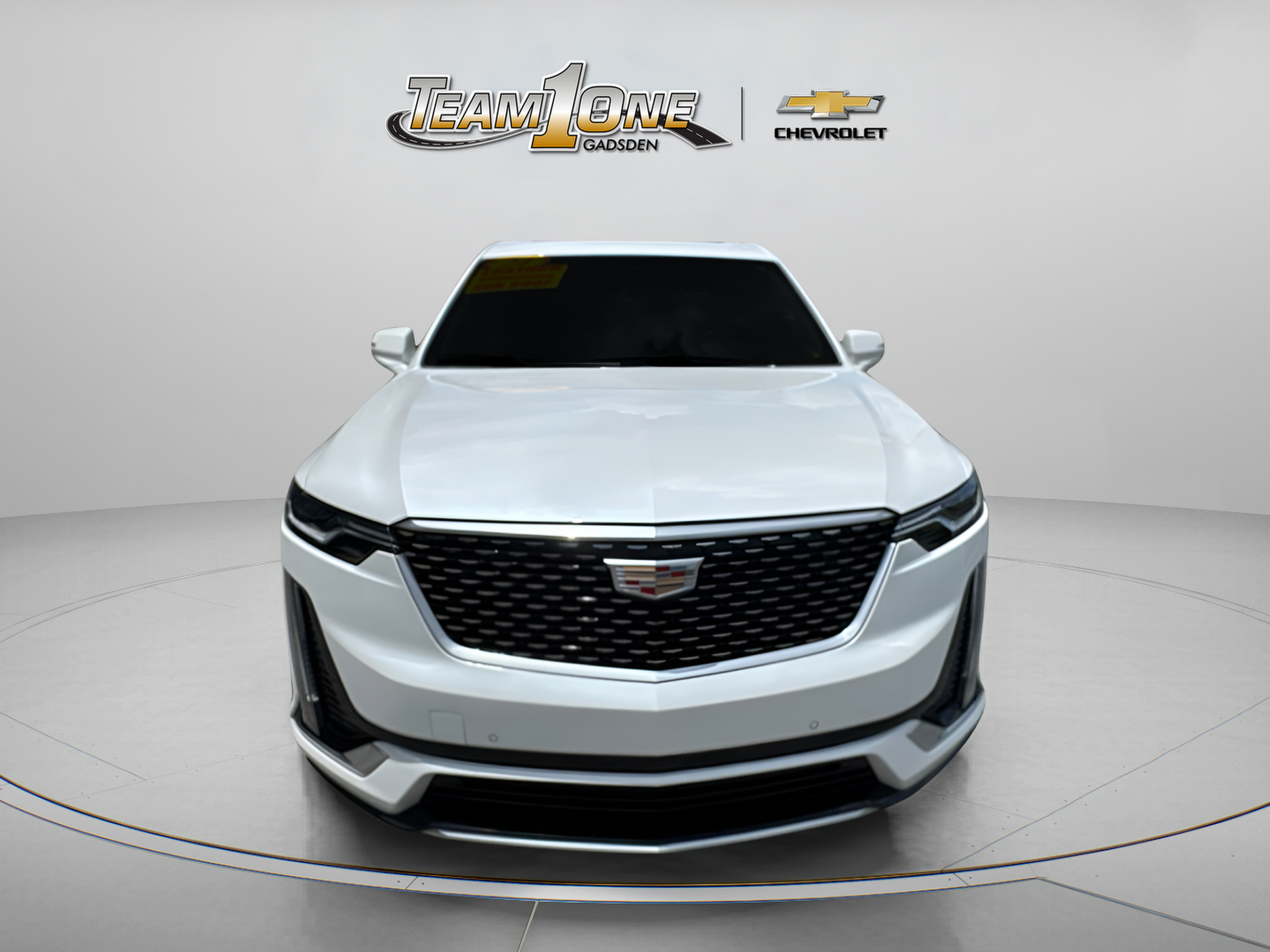 Used 2024 Cadillac XT6 Premium Luxury FWD image 4