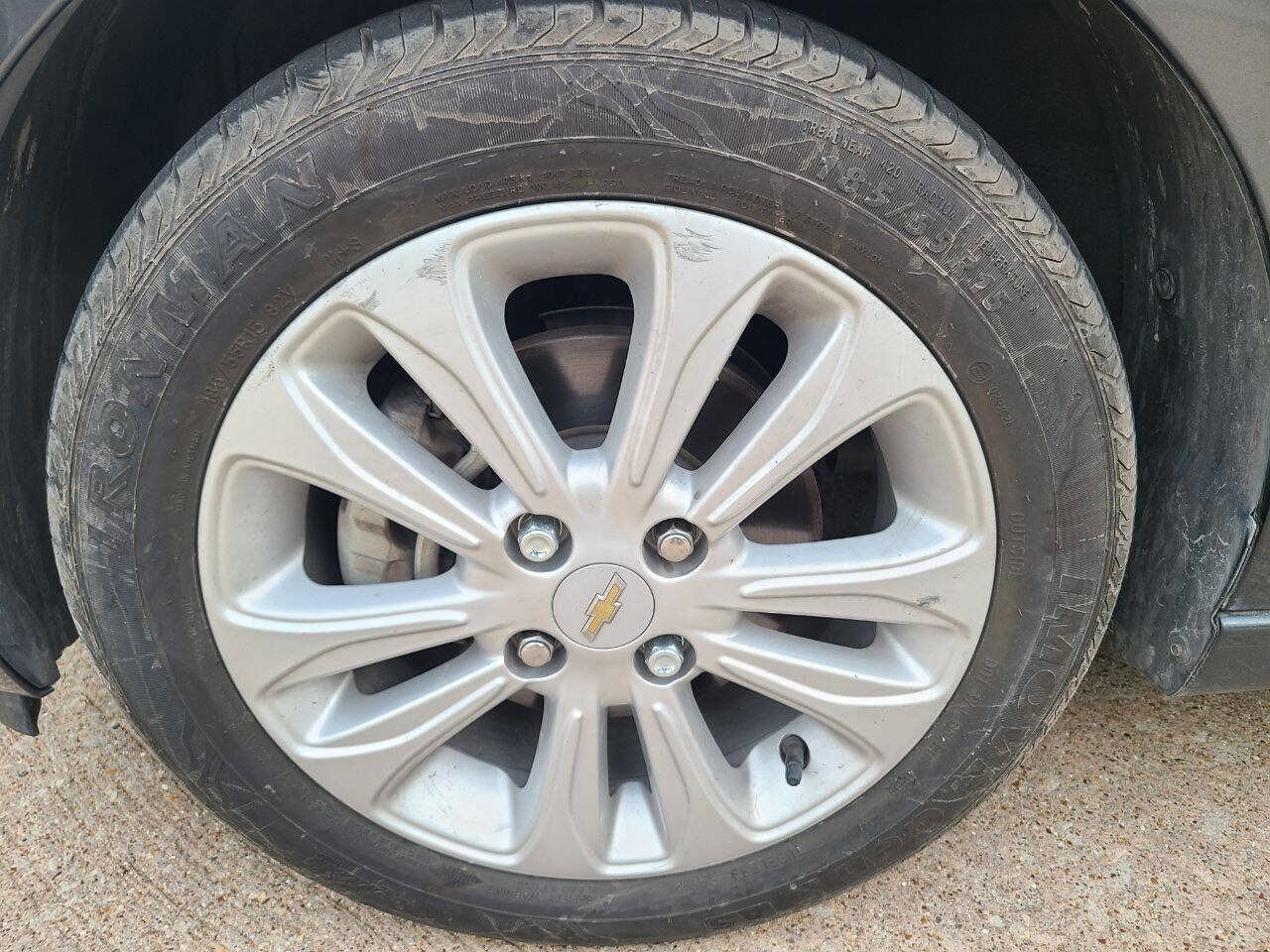 Used 2018 Chevrolet Spark LT image 28