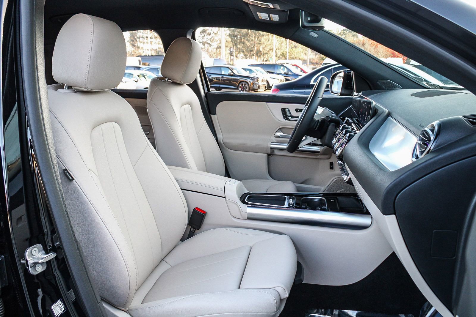 Certified 2025 Mercedes-Benz GLA 250 4MATIC image 19