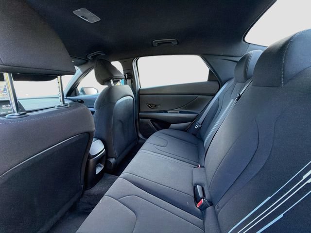 Certified 2025 Hyundai Elantra Sport FWD image 23