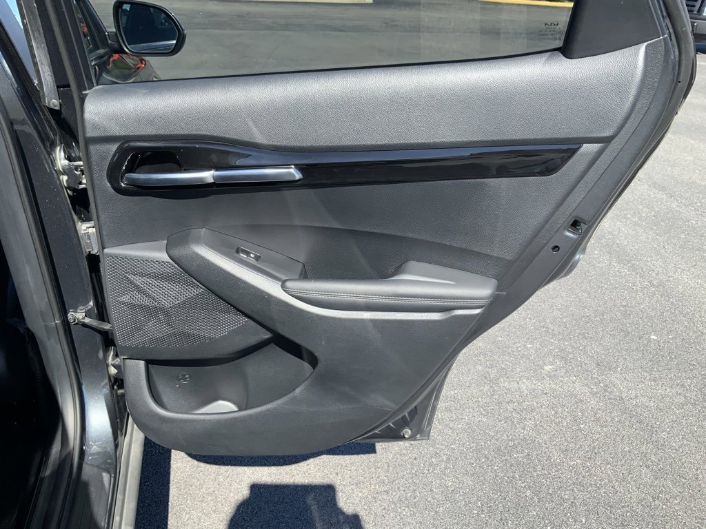 Used 2023 Kia Seltos SX image 60