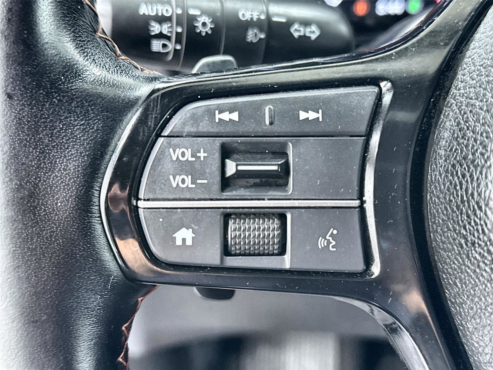 Certified 2024 Honda Pilot TrailSport image 17