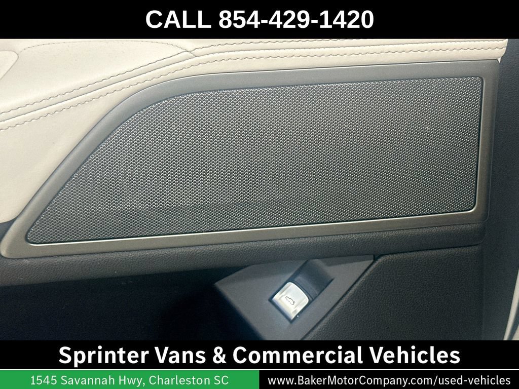 Used 2021 BMW 740i w/ Premium Package RWD image 20