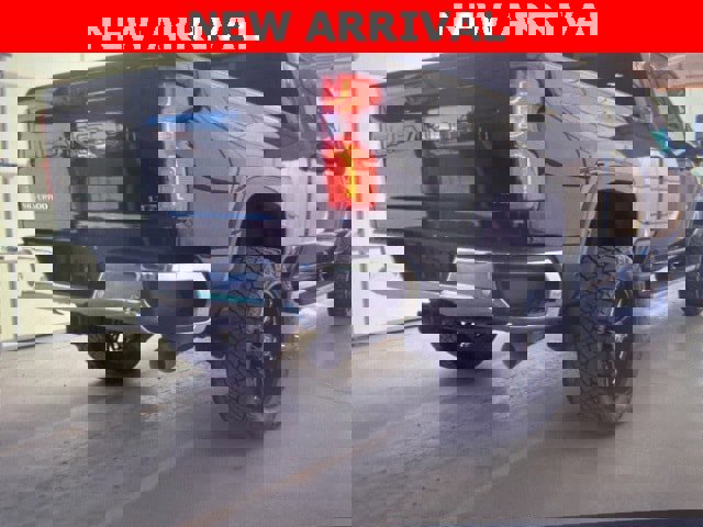 Used 2020 Chevrolet Silverado 2500 LTZ w/ LTZ Premium Package image 5