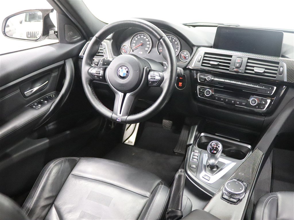 Used 2016 BMW M3 image 19