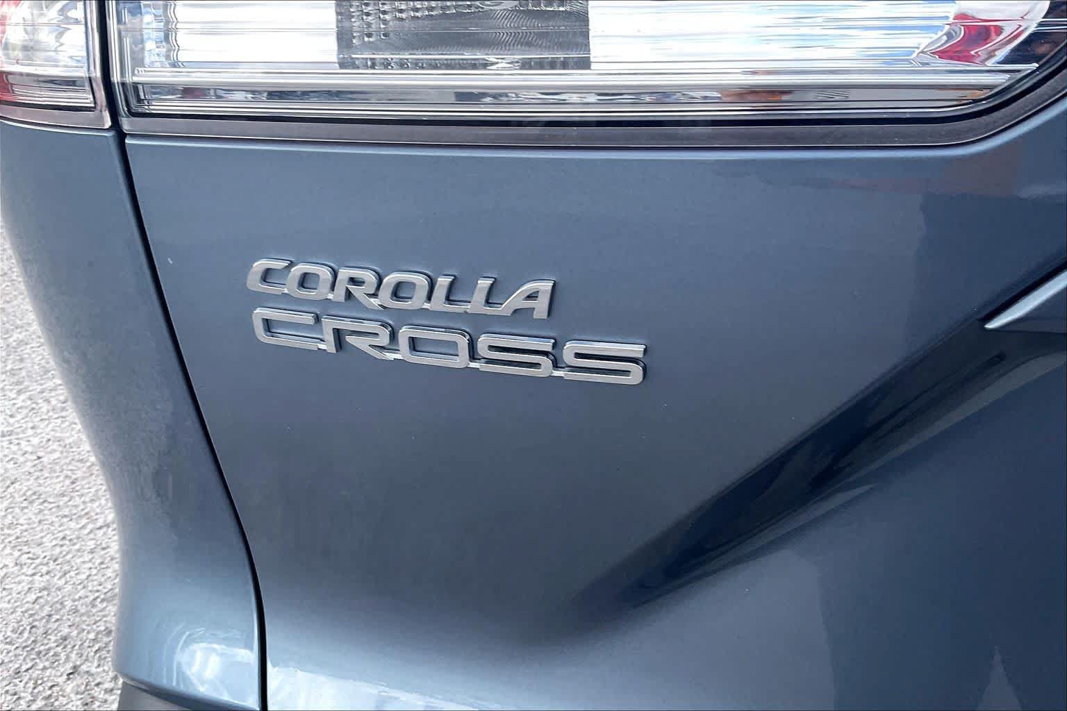 Used 2025 Toyota Corolla Cross L FWD image 10