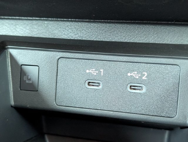 New 2026 Nissan Kicks SR FWD image 21