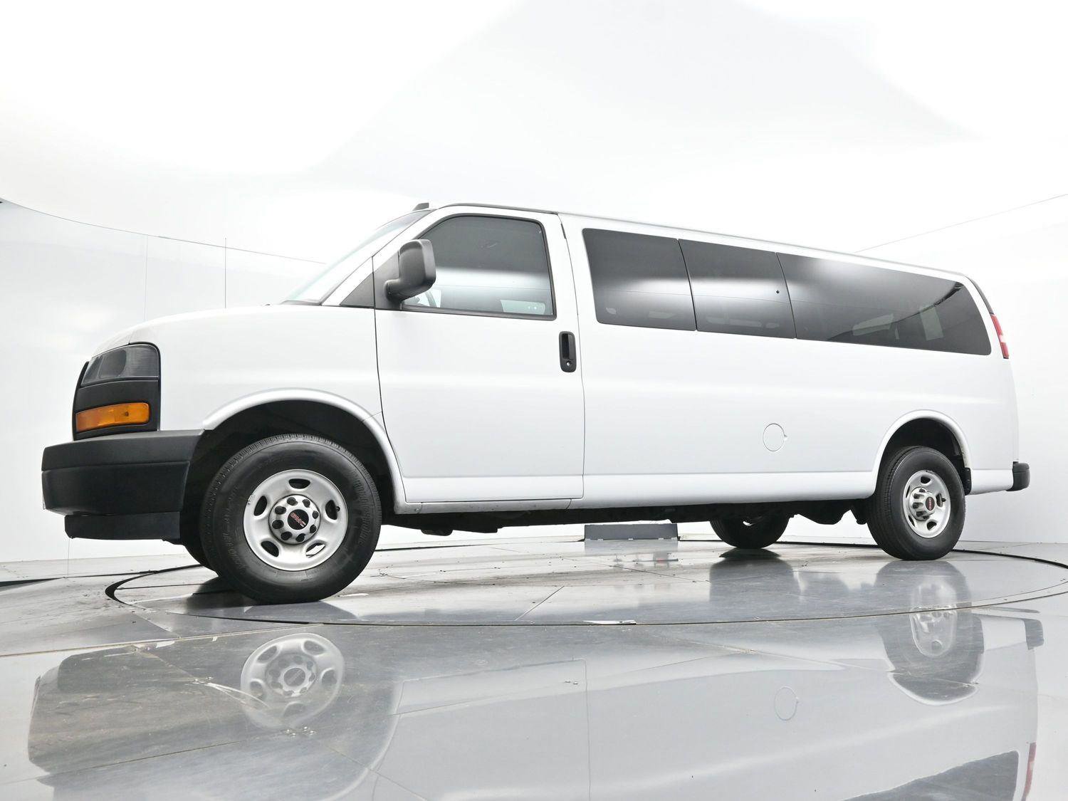 Used 2023 GMC Savana 3500 LS image 41