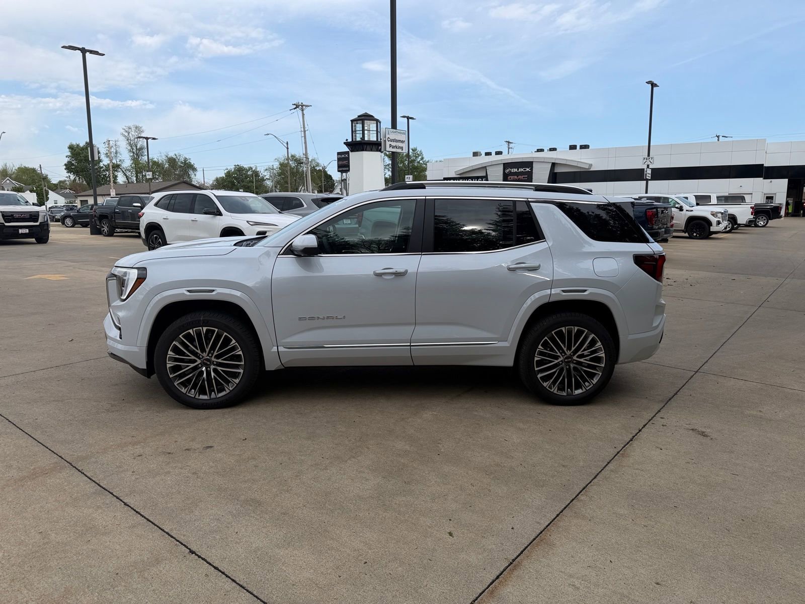 New 2026 GMC Terrain Denali AWD/4WD image 8