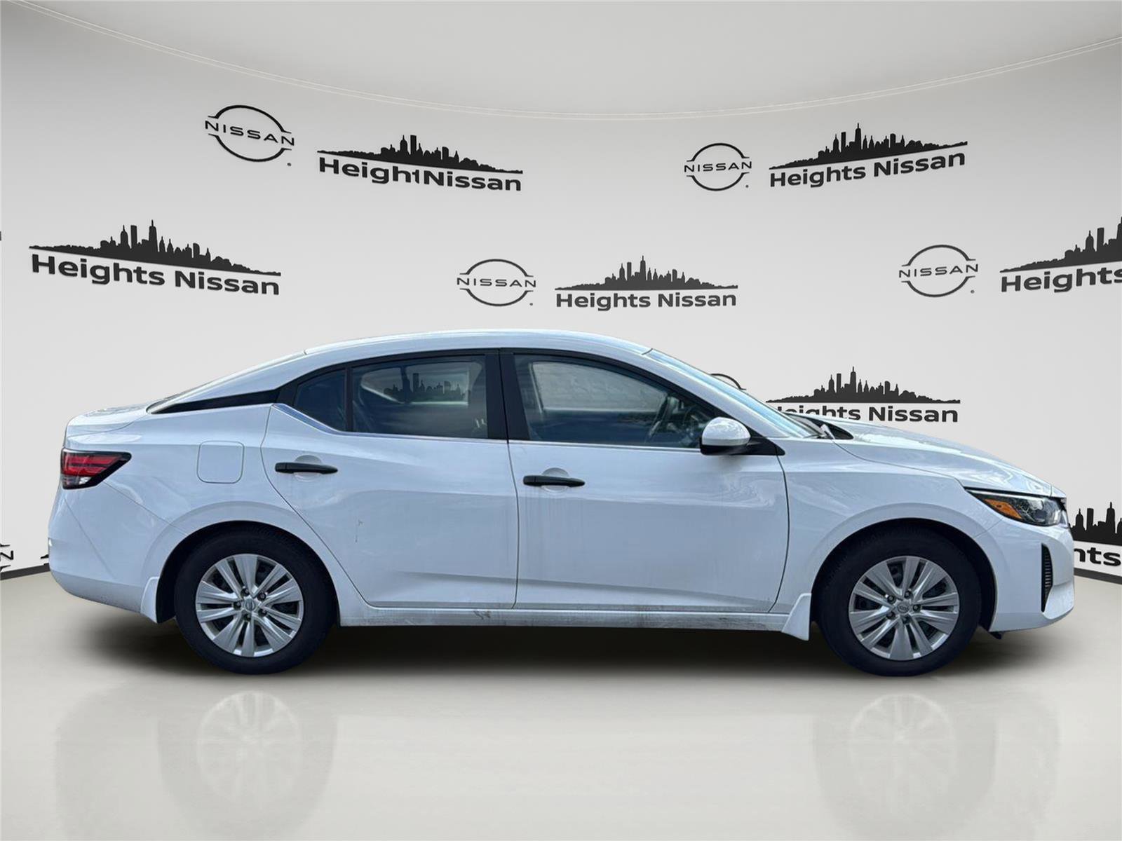 Used 2025 Nissan Sentra S FWD image 8
