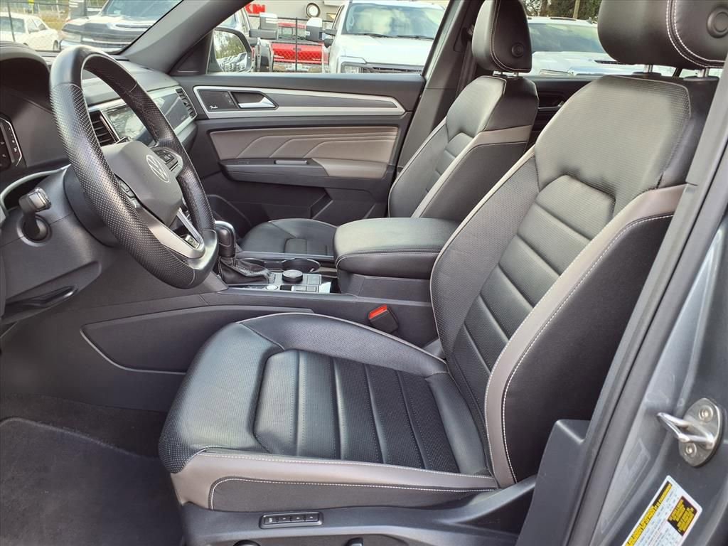 Used 2023 Volkswagen Atlas Cross Sport SEL Premium R-Line image 27