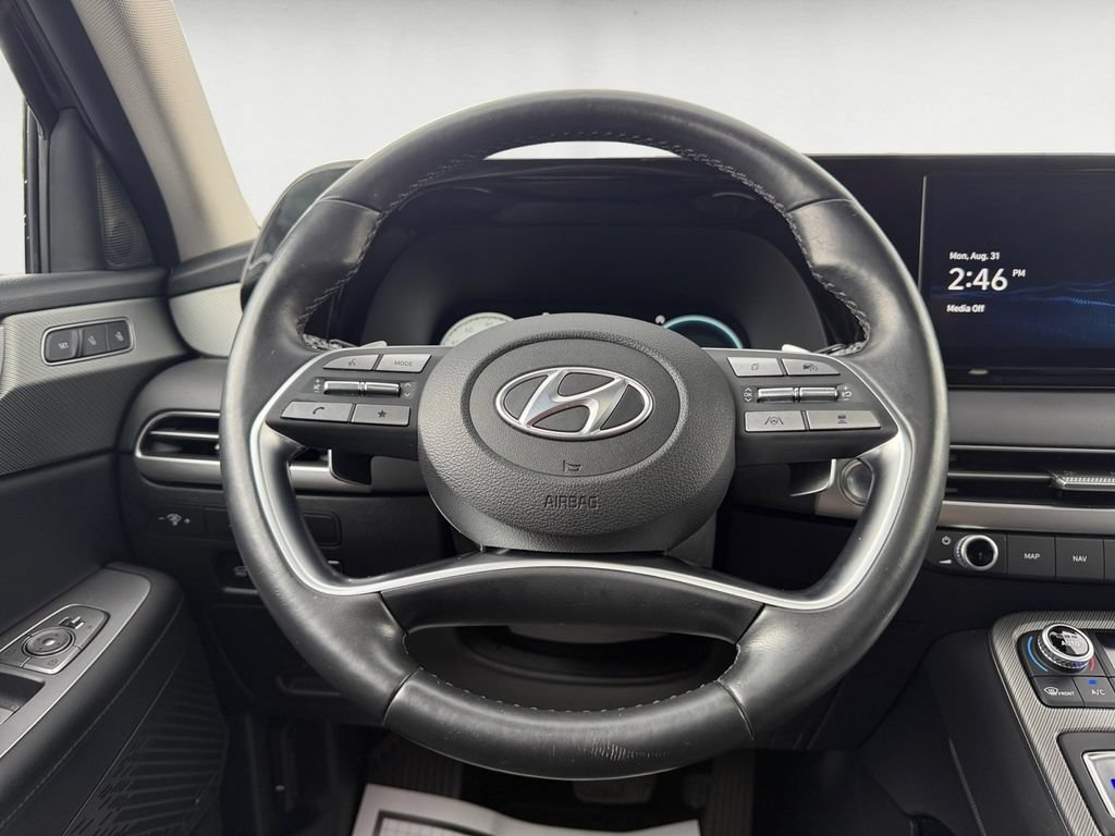 Certified 2024 Hyundai Palisade SEL w/ Premium Package AWD/4WD image 12