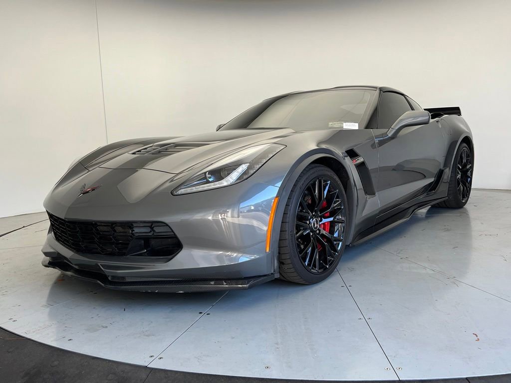 Used 2015 Chevrolet Corvette Z06 w/ 3LZ Preferred Equipment Group RWD video 1