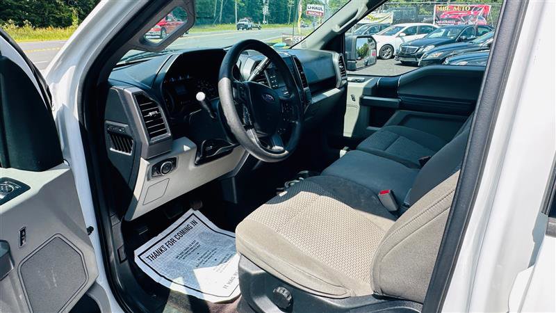 Used 2017 Ford F150 XLT image 12