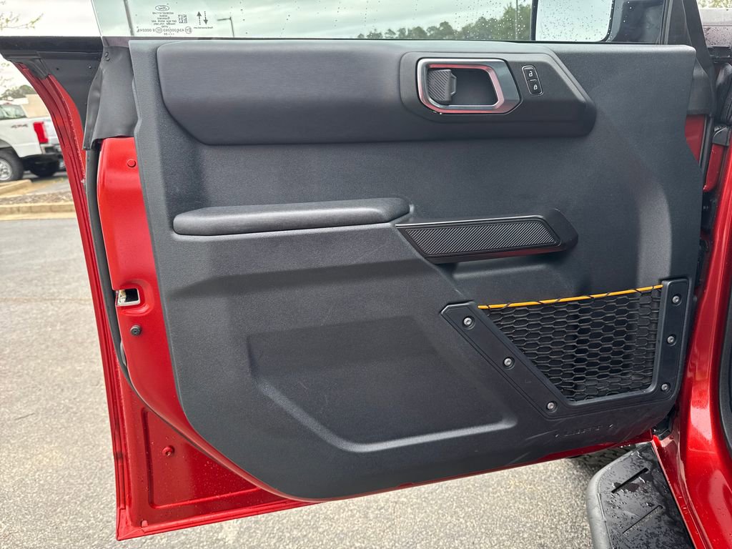 Used 2024 Ford Bronco Badlands AWD/4WD image 16