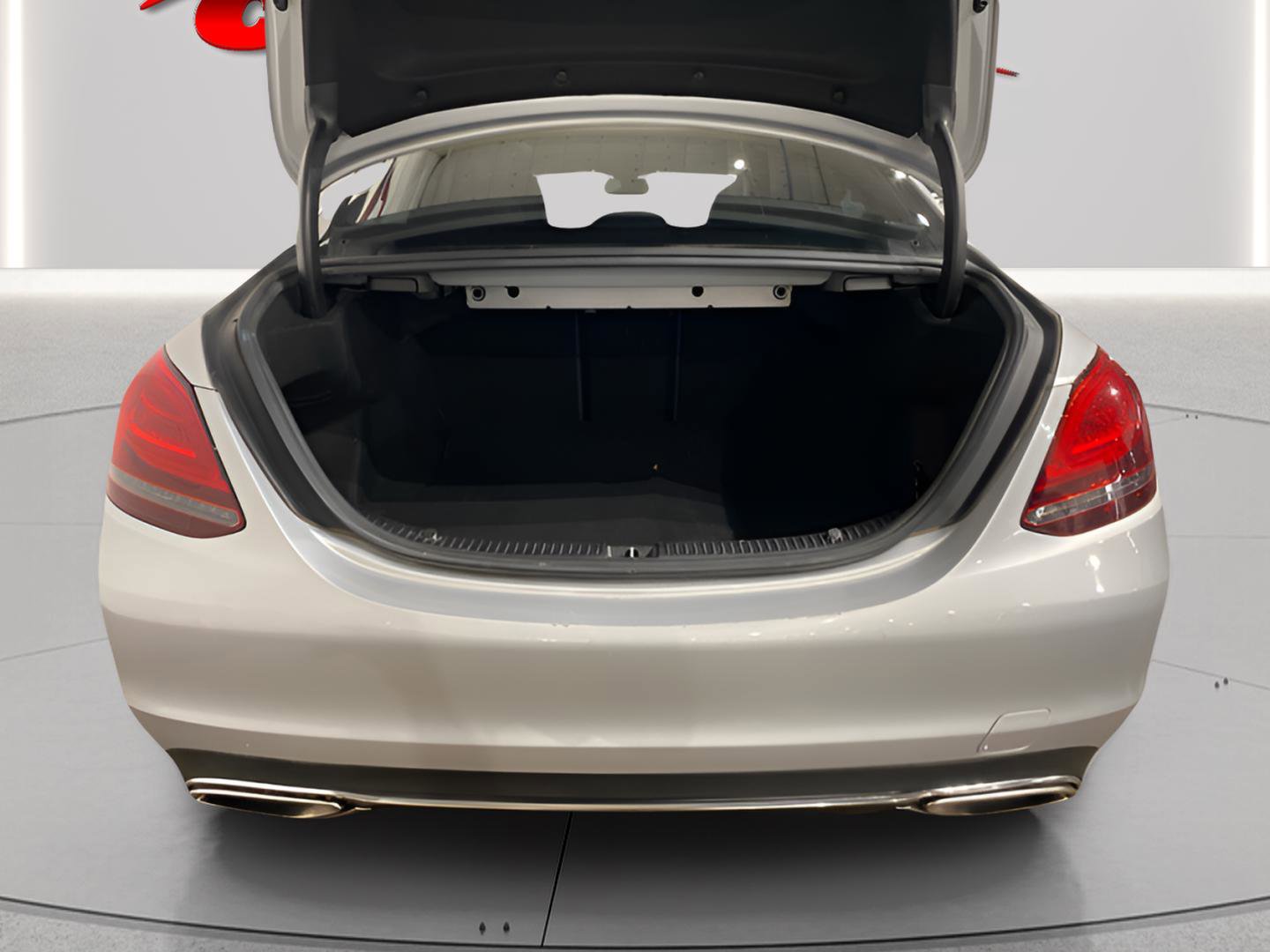 Used 2021 Mercedes-Benz C 300 Sedan image 10