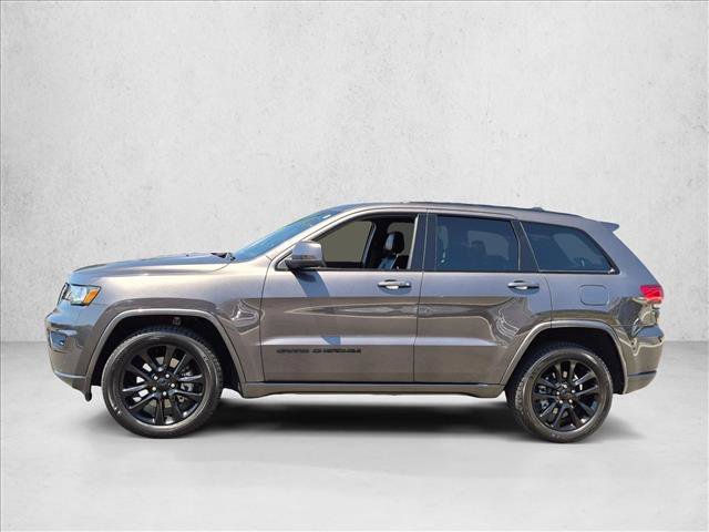 Used 2021 Jeep Grand Cherokee Laredo X AWD/4WD image 2