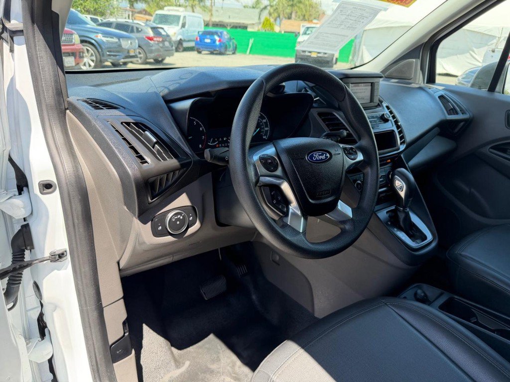 Used 2022 Ford Transit Connect XL FWD image 24