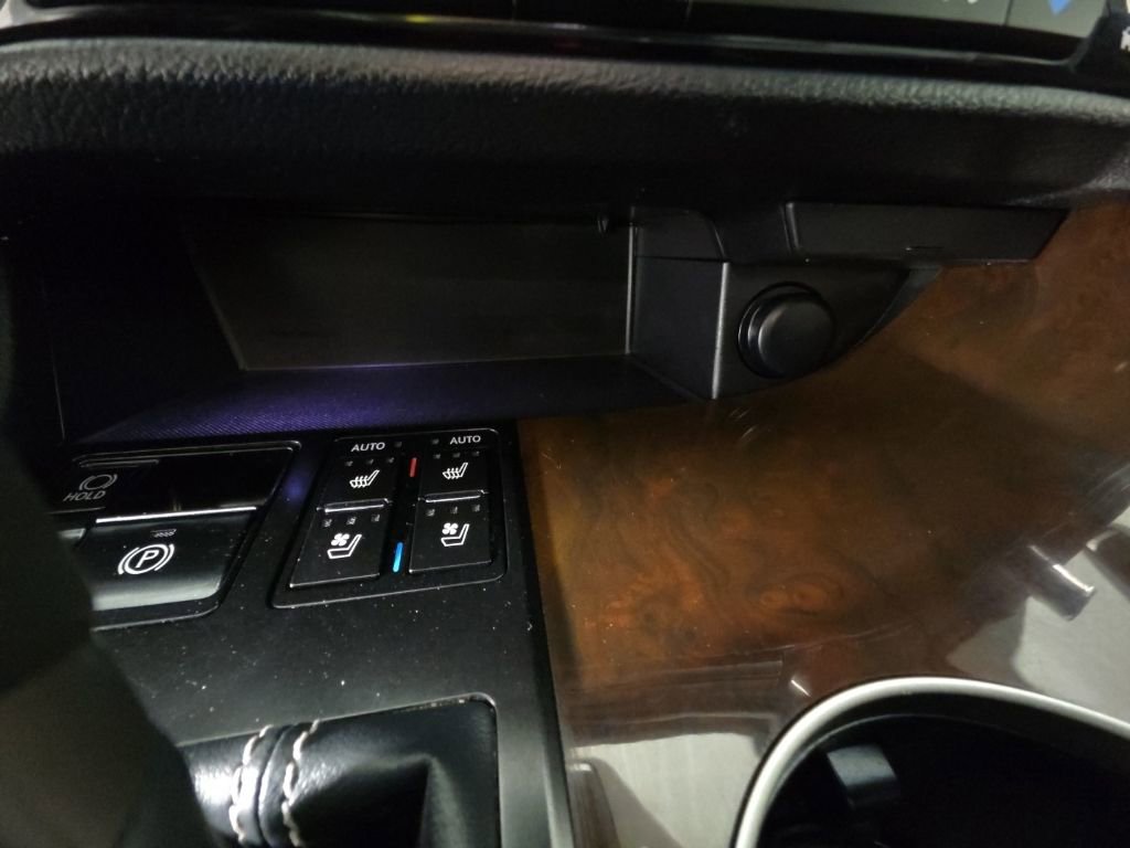 Used 2018 Lexus RX 450h AWD w/ Premium Package image 23