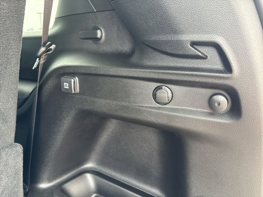 Used 2024 Jeep Grand Cherokee L Limited image 13