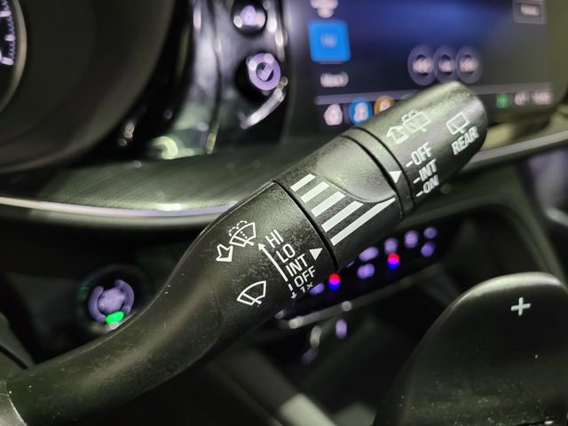 Used 2021 Buick Envision Essence w/ Sport Touring Package image 41