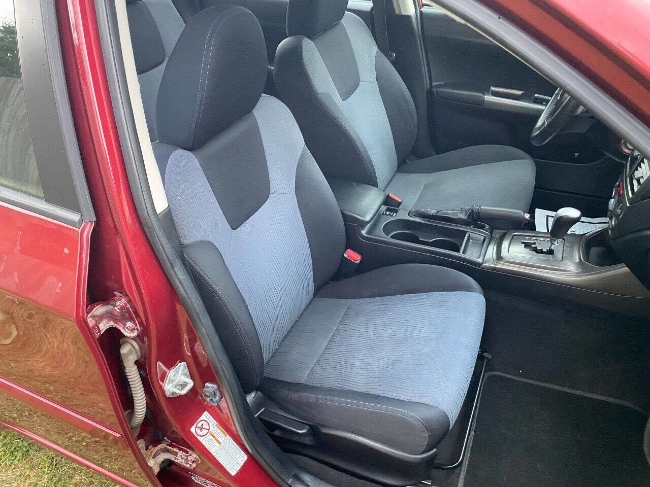 Used 2011 Subaru Impreza Outback Sport image 11