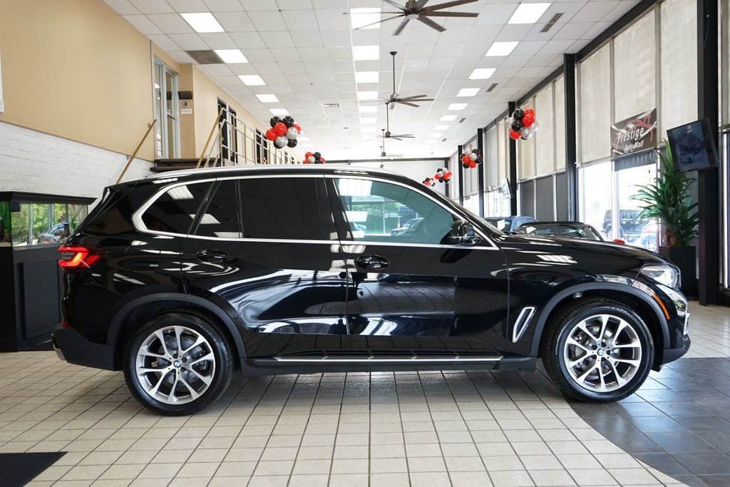Used 2023 BMW X5 xDrive40i AWD/4WD image 20