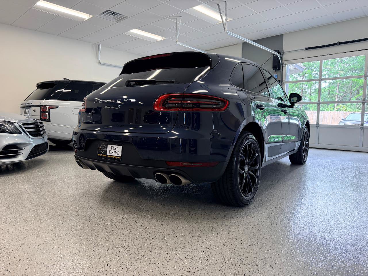 Used 2015 Porsche Macan S AWD/4WD image 10