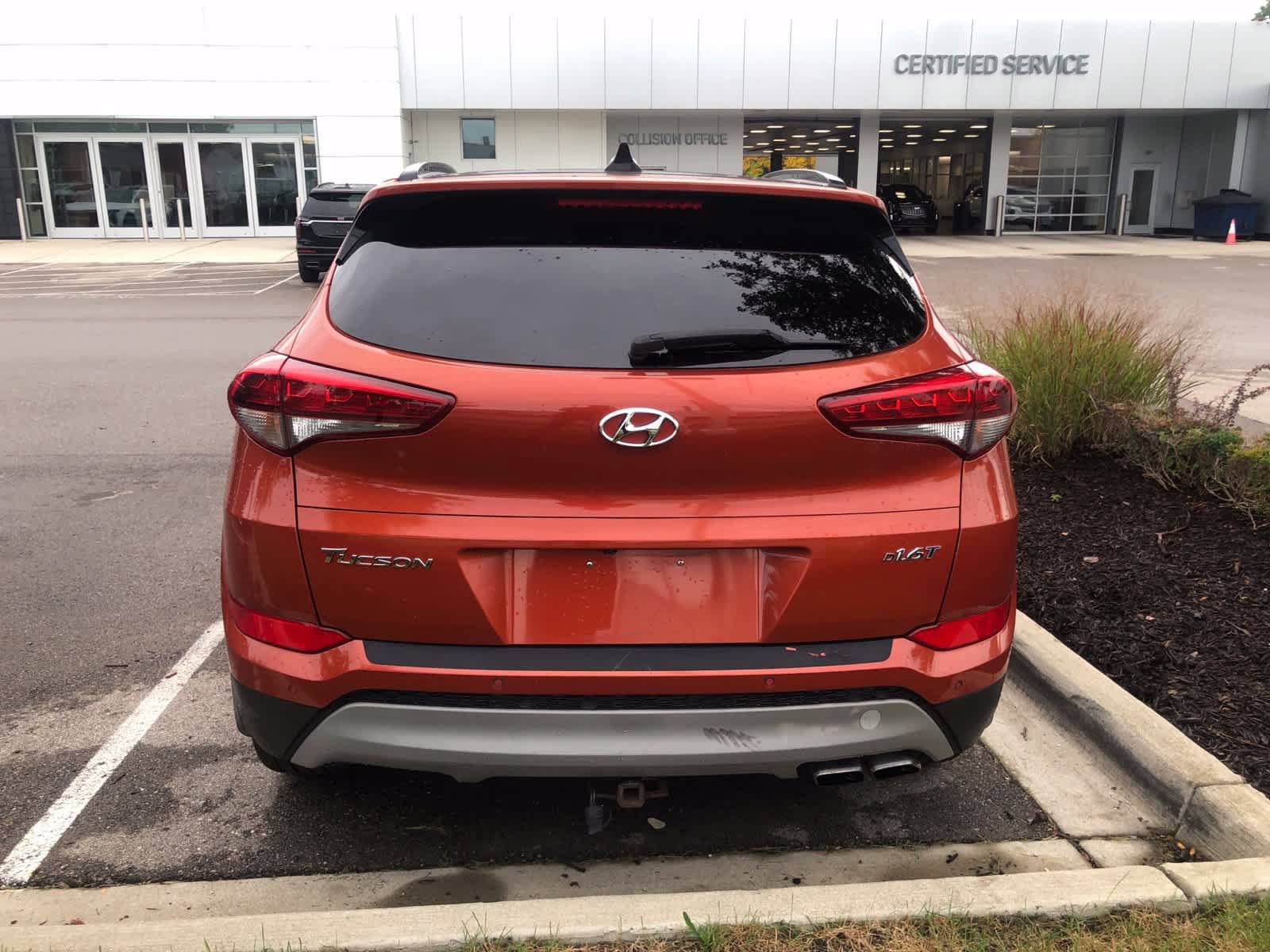Used 2017 Hyundai Tucson Limited w/ Limited Ultimate Package 03 FWD image 5