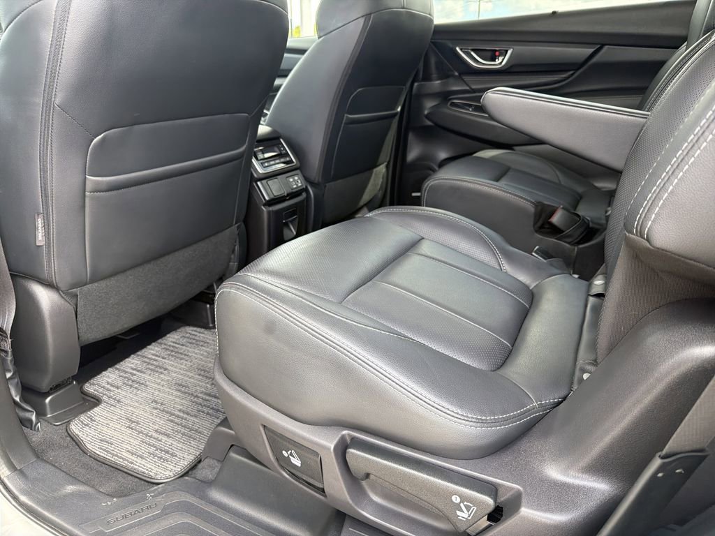 Used 2023 Subaru Ascent Limited w/ Technology Package AWD/4WD image 16