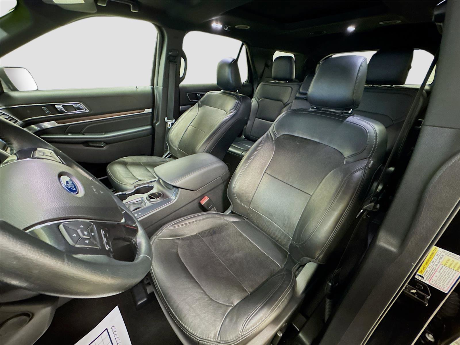 Used 2019 Ford Explorer Limited w/ Class III Trailer Tow Package image 21