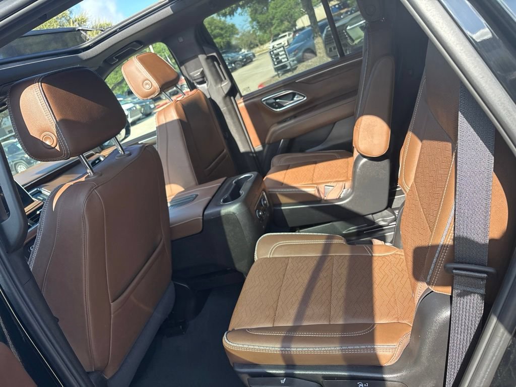 Used 2024 Chevrolet Tahoe High Country w/ Max Trailering Package RWD image 20