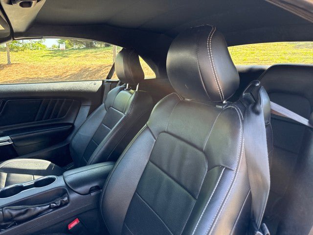 Used 2022 Ford Mustang Premium RWD image 21