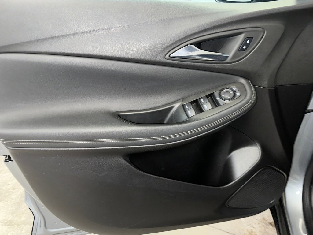 Used 2023 Buick Encore GX Select image 7