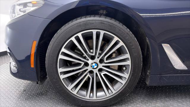 Used 2018 BMW 540i RWD image 35