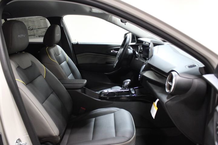 New 2026 Chevrolet Trax ACTIV w/ Driver Confidence Package image 24