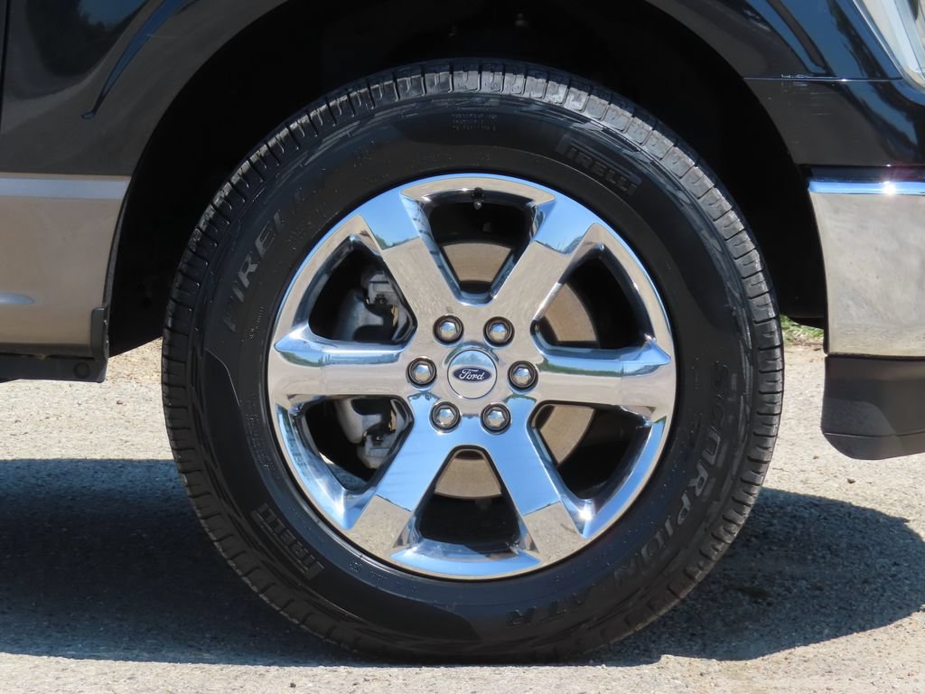 Used 2022 Ford F150 Lariat w/ Equipment Group 502A High AWD/4WD image 13