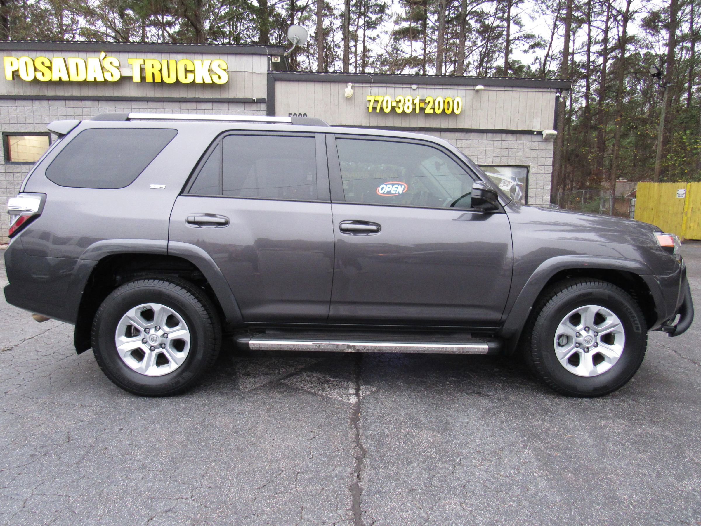 Used 2019 Toyota 4Runner SR5 image 12