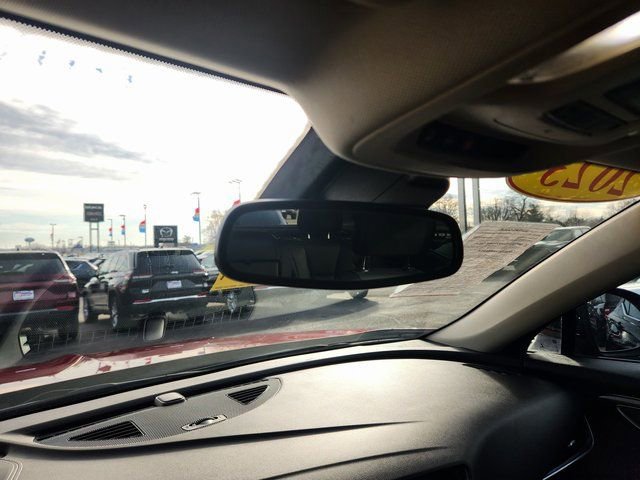 Used 2023 Buick Envision Essence w/ Sport Touring Package image 14