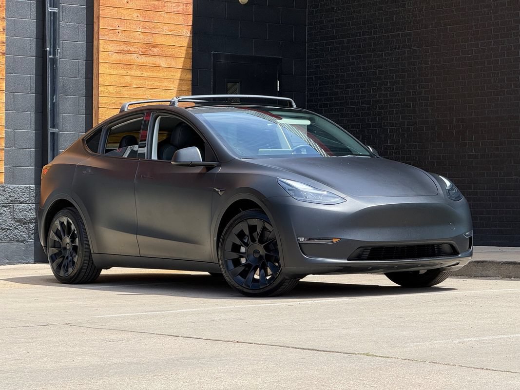 Used 2023 Tesla Model Y Long Range AWD/4WD image 44
