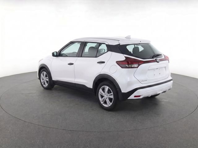 Used 2024 Nissan Kicks S FWD image 7