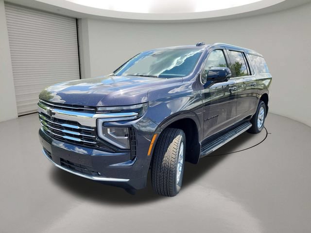 New 2026 Chevrolet Suburban LT w/ Comfort Package AWD/4WD image 3