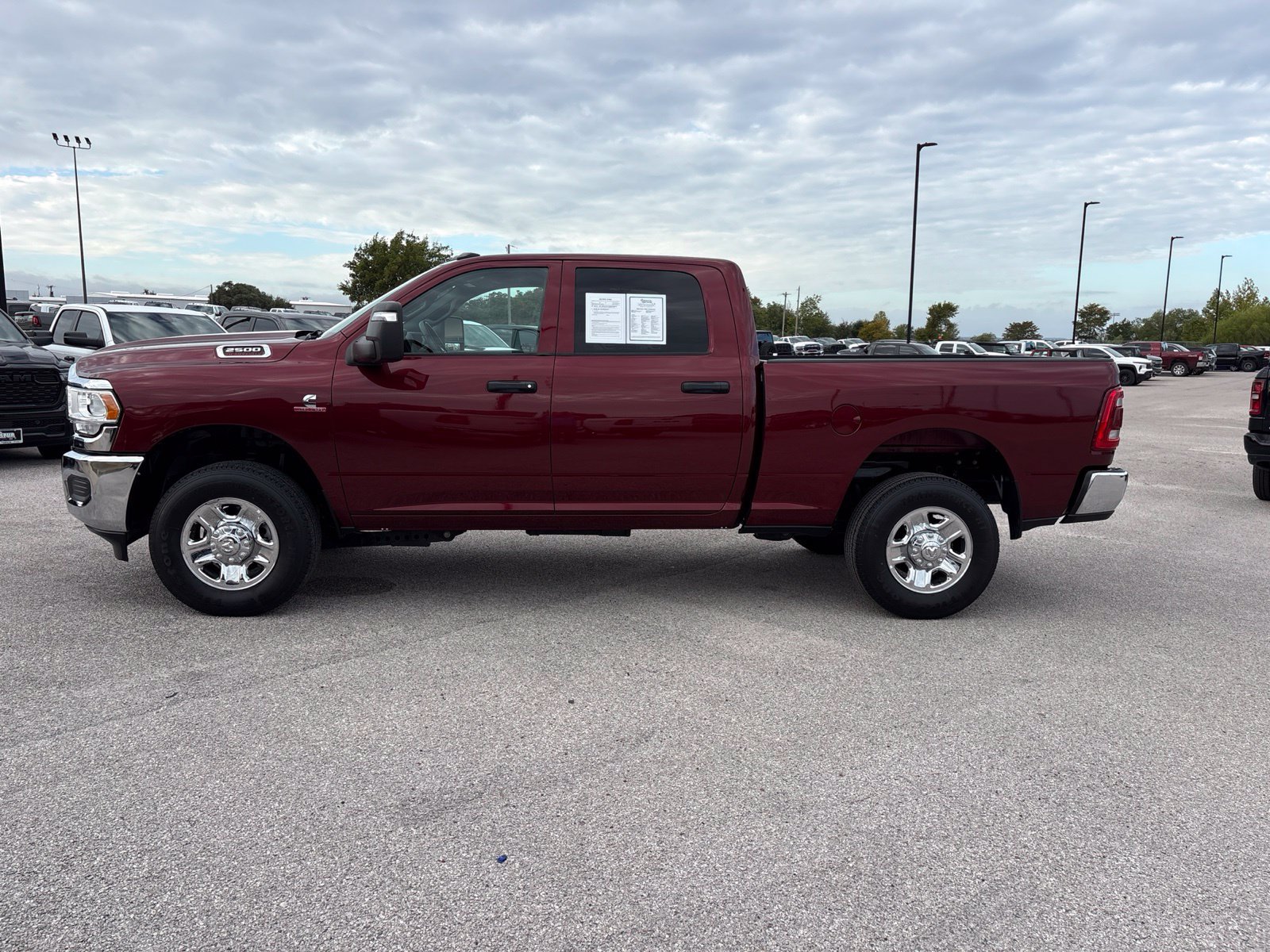 Used 2024 RAM 2500 Tradesman w/ Chrome Appearance Group AWD/4WD image 2